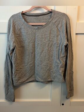 Athleta Women’s Grey Long Sleeve Pullover Sweatshirt